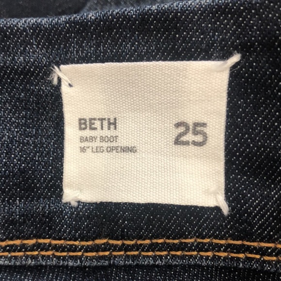 Hudson Beth Baby Boot Jeans NWOT 25 - Picture 4 of 8